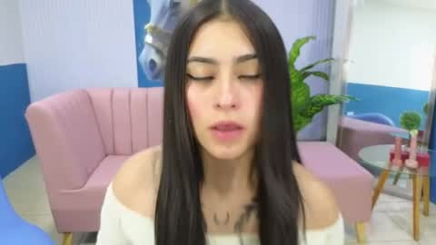 Snapshot of amy_lovelydoll chatting on April 2026 07:18:02 PM Amy online show from April 2026 07:18:02 PM