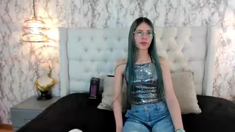 Snapshot of amy_michiru chatting on October 2025 06:51:01 PM amy_michiru online show from October 2025 06:51:01 PM