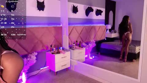 Amy online show from October 2025 08:04:01 PM