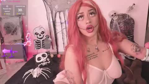 Little Slut Nicolee online show from October 2025 03:54:01 PM