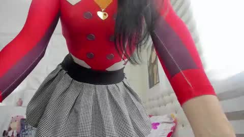 Snapshot of amy_queents chatting on October 2025 01:56:02 PM Amy Caroland online show from October 2025 01:56:02 PM