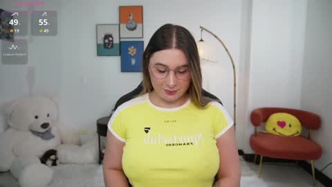 Snapshot of amy_ross1 chatting on December 2024 06:28:01 PM Daniela M online show from December 2024 06:28:01 PM