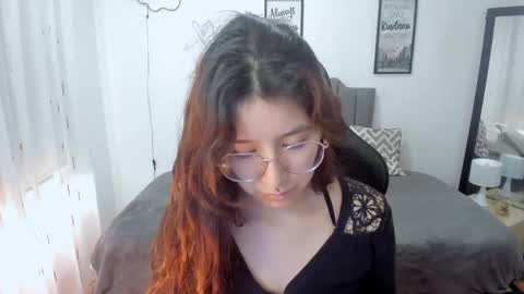 Amy sophia 3 online show from September 2025 12:54:02 PM