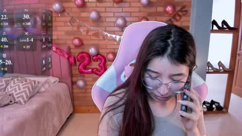 Amy sophia 3 online show from May 2026 02:45:01 PM