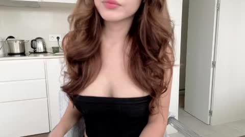 girl next door named Amy online show from April 2026 02:19:01 PM