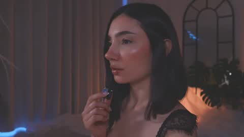 Amy Armstrong online show from November 2025 09:03:02 PM