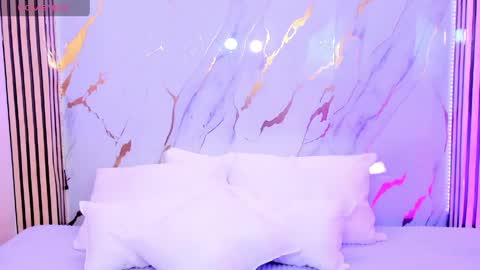 My name is AMY... Nice to meet you  thumb up me please its important online show from April 2026 07:05:01 PM