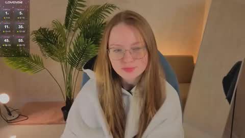 amycherryberry online show from November 2025 01:39:02 AM