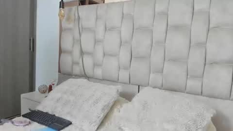 Snapshot of amycortes chatting on October 2025 07:21:02 PM Amy Cortes online show from October 2025 07:21:02 PM