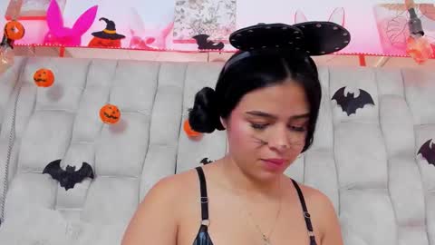 Snapshot of amycortes chatting on October 2025 07:26:02 PM Amy Cortes online show from October 2025 07:26:02 PM