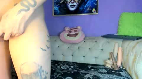 Amy Kamila online show from November 2025 12:24:02 AM