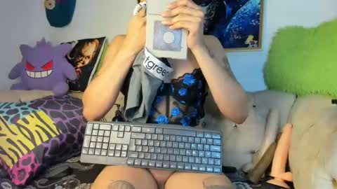 Snapshot of amydelahoz_8 chatting on July 2026 03:57:02 AM Amy Kamila online show from July 2026 03:57:02 AM
