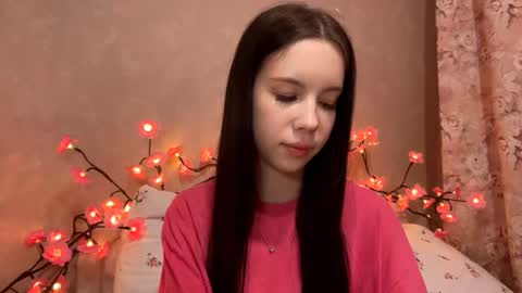 Snapshot of amygrav chatting on November 2025 02:49:01 PM Milou online show from November 2025 02:49:01 PM