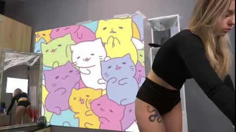 amylanee online show from November 2025 08:17:02 AM