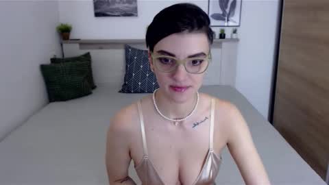 Hi there guys  My pleasure in your hands  pvt is open online show from December 2024 07:37:01 AM