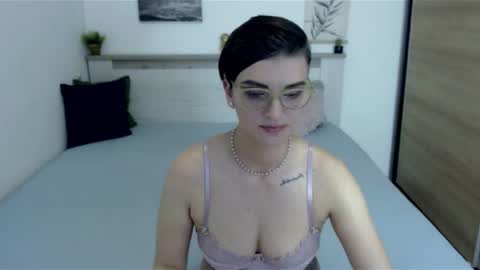 Hi there guys  My pleasure in your hands  pvt is open online show from July 2026 05:38:01 PM