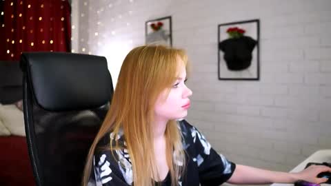 Snapshot of amynox chatting on June 2026 04:57:01 AM Amy online show from June 2026 04:57:01 AM