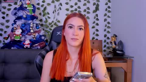 Snapshot of amypond__ chatting on December 2024 04:15:02 PM Amy online show from December 2024 04:15:02 PM
