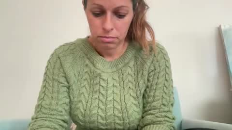 Amy Smilez online show from October 2025 03:47:02 PM