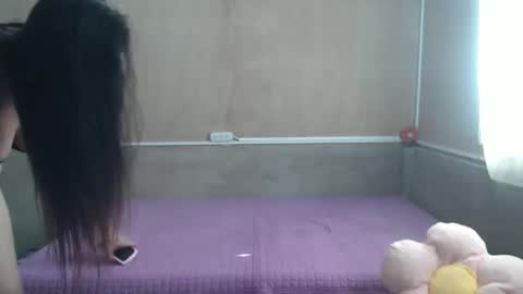 amysweetbabe online show from May 2026 11:00:01 PM