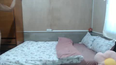 amysweetbabe online show from June 2026 09:51:01 PM