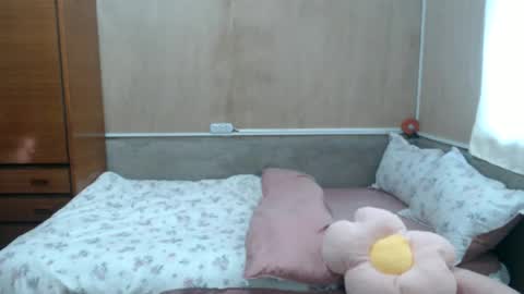 amysweetbabe online show from June 2026 10:23:02 PM