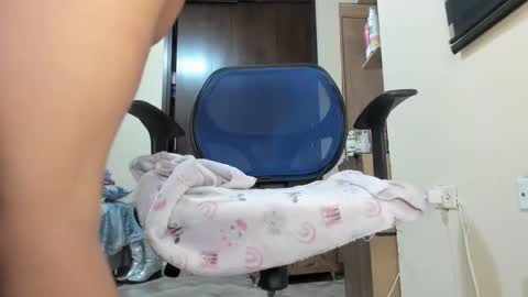 Snapshot of amywalker01 chatting on November 2025 05:25:02 PM amy online show from November 2025 05:25:02 PM