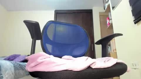 Snapshot of amywalker01 chatting on March 2026 06:57:01 PM amy online show from March 2026 06:57:01 PM