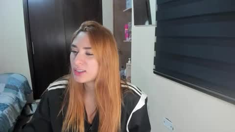 Snapshot of amywalker01 chatting on March 2026 11:37:01 PM amy online show from March 2026 11:37:01 PM