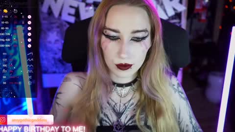 Snapshot of amywhitenessxx chatting on January 2025 11:27:01 AM Amy switch Goddess divine Mistress online show from January 2025 11:27:01 AM