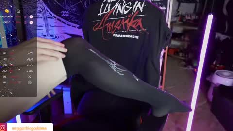 Snapshot of amywhitenessxx chatting on February 2025 02:44:02 PM Amy switch Goddess divine Mistress online show from February 2025 02:44:02 PM
