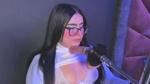 amywhitte_ online show from April 2026 04:04:02 AM
