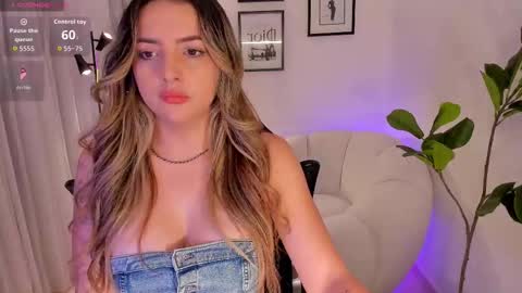    online show from November 2025 02:30:01 PM