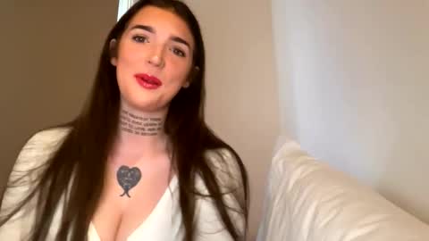 Snapshot of amyyyoxxo chatting on February 2025 08:39:02 AM Amyyyoxxo online show from February 2025 08:39:02 AM