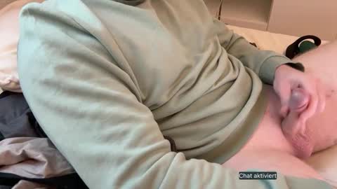 an0nym0us_usr online show from October 2025 04:08:01 PM