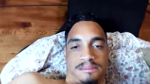 Snapshot of an377432 chatting on October 2025 08:57:01 PM an377432 online show from October 2025 08:57:01 PM