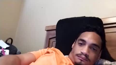 Snapshot of an377432 chatting on November 2025 05:15:02 PM an377432 online show from November 2025 05:15:02 PM