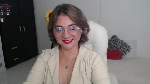 Snapshot of ana_hotmilfx chatting on March 2025 11:27:01 PM ANA online show from March 2025 11:27:01 PM