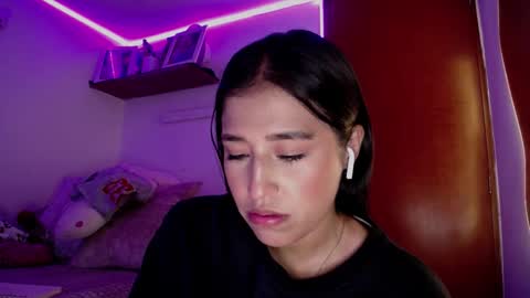 Snapshot of ana_m_ chatting on December 2024 03:40:02 AM Ana online show from December 2024 03:40:02 AM