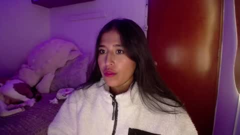 Snapshot of ana_m_ chatting on February 2025 04:37:01 AM Ana online show from February 2025 04:37:01 AM