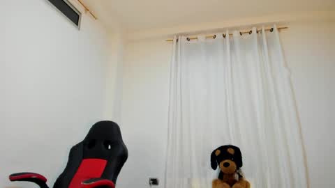 Ana online show from April 2026 11:57:02 PM