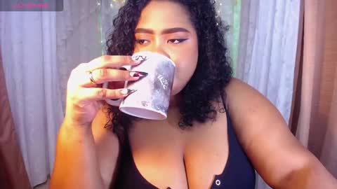 Snapshot of ana_off_alana chatting on October 2025 11:16:01 PM Ana online show from October 2025 11:16:01 PM