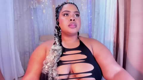 Snapshot of ana_off_alana chatting on October 2025 10:25:02 PM Ana online show from October 2025 10:25:02 PM