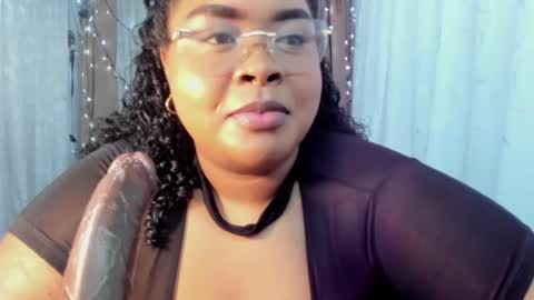 Snapshot of ana_off_alana chatting on June 2026 01:27:01 AM Ana online show from June 2026 01:27:01 AM