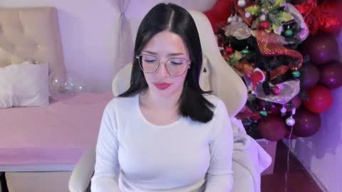 Im anna but you can call me as you want online show from December 2024 12:23:01 AM