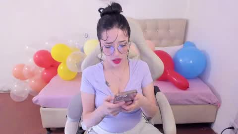 Snapshot of ana_ruuh chatting on April 2026 09:54:01 PM Im anna but you can call me as you want online show from April 2026 09:54:01 PM
