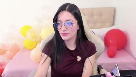 Snapshot of ana_ruuh chatting on April 2026 09:06:02 PM Im anna but you can call me as you want online show from April 2026 09:06:02 PM