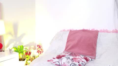 anaa_bellaa online show from June 2026 01:03:01 PM