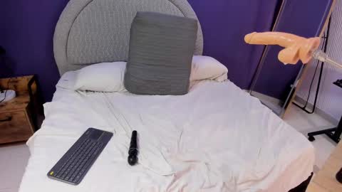 Snapshot of anaa_deep chatting on March 2025 10:24:01 PM anaa_deep online show from March 2025 10:24:01 PM