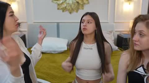 Snapshot of anabel2054 chatting on March 2025 12:04:02 PM Sweet girls online show from March 2025 12:04:02 PM